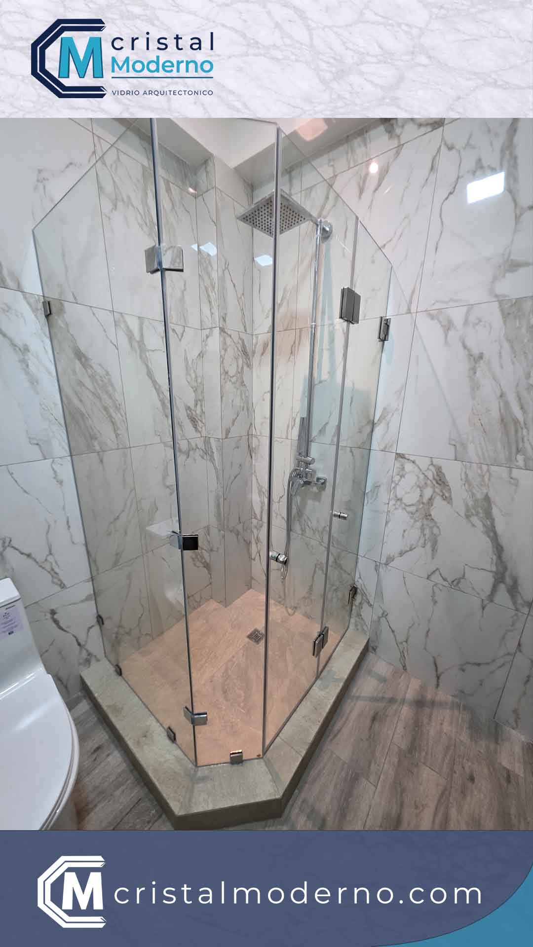 Cabina con puerta plegable