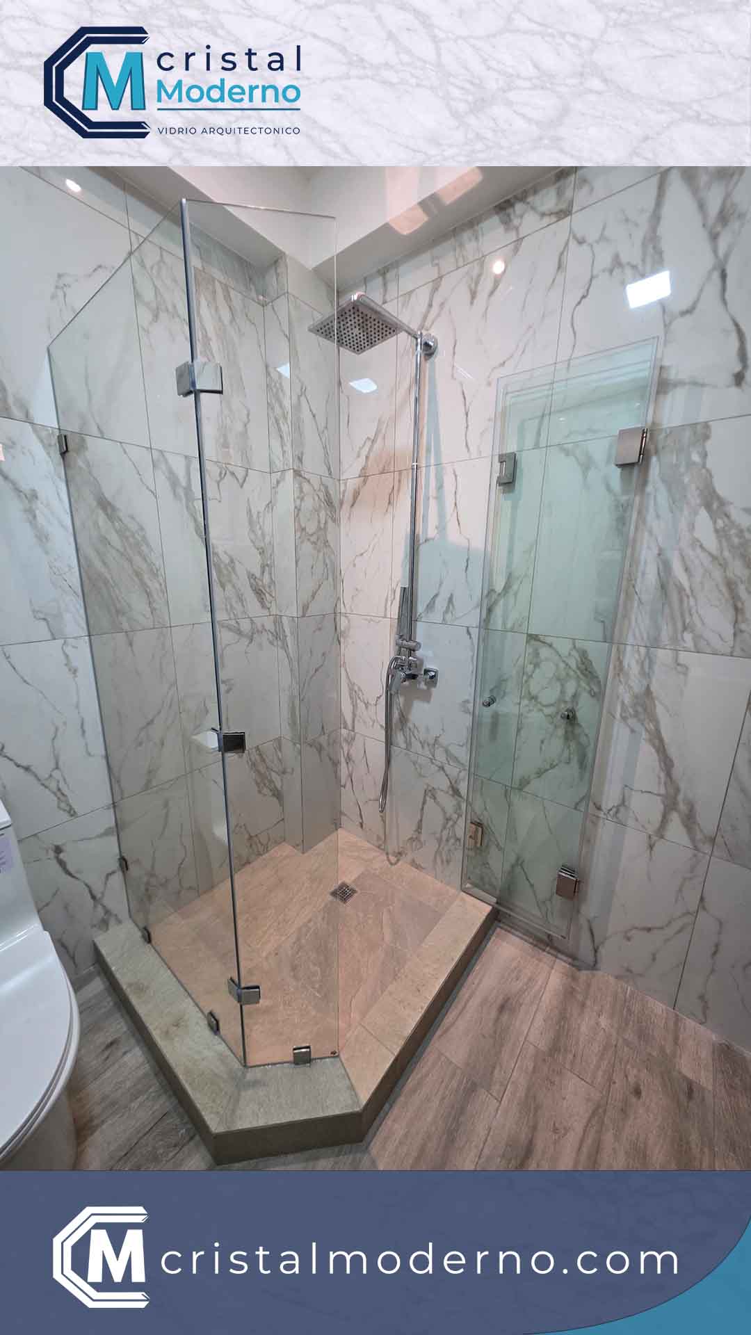 Cabina con puerta plegable